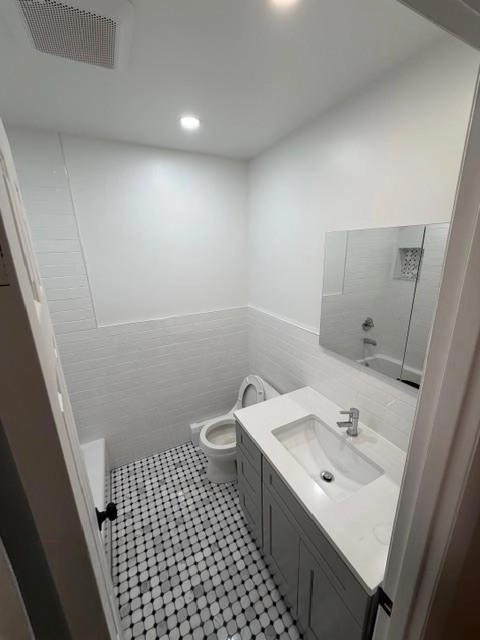 Nowe 3 sypialnie w Middle Village, Queens - blisko metra i udogodnień - 3