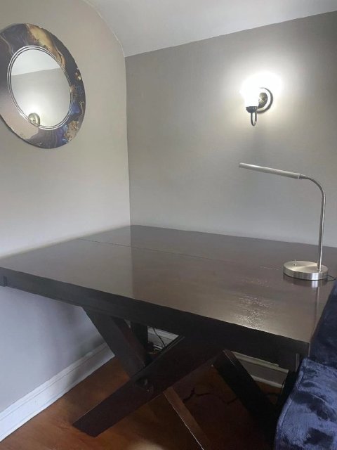 For sale: large, solid wooden table in perfect condition - 1