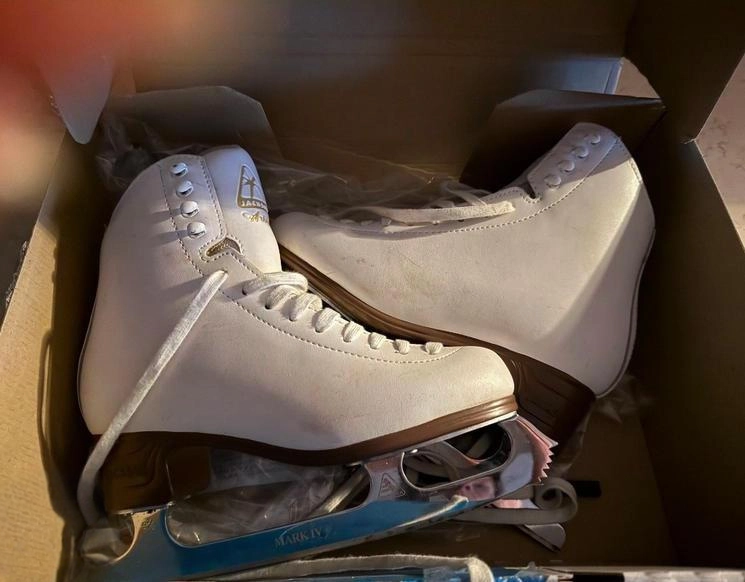 Lyzwy skórzane jak nowe - tylko $50!