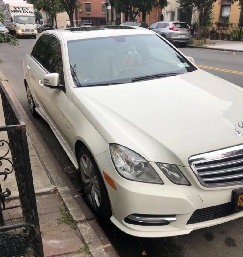 2012 Mercedes-Benz E350 Bluetec Sport - Ideal condition!