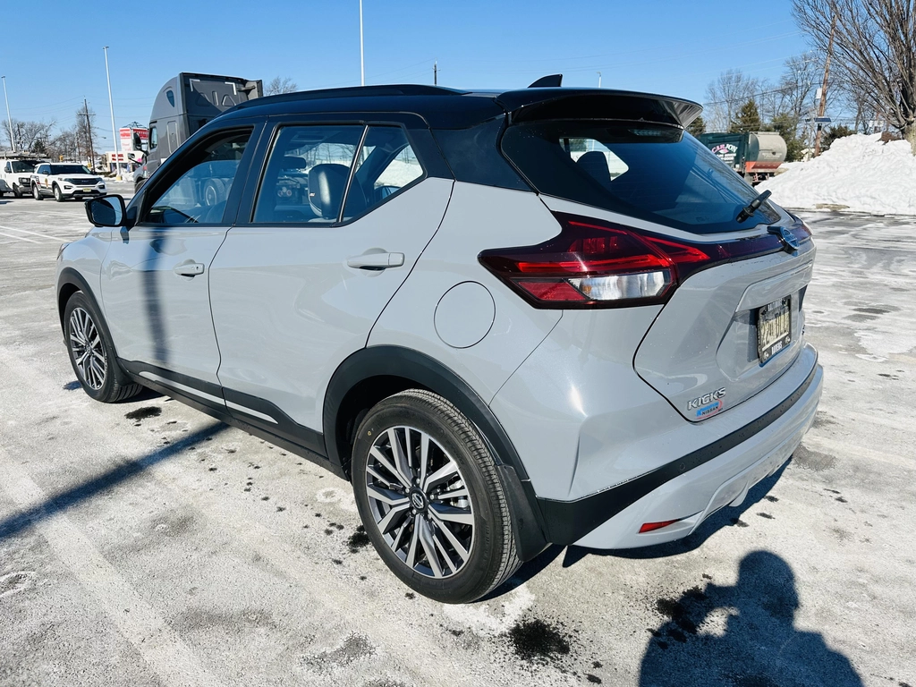 2021 Nissan Kicks SR - pełna wersja z kamerą 360 i systemem Bose - 2