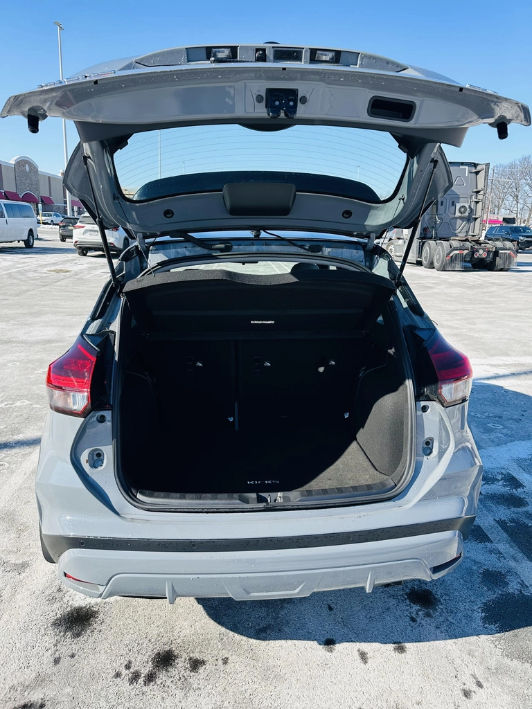 2021 Nissan Kicks SR - pełna wersja z kamerą 360 i systemem Bose - 3