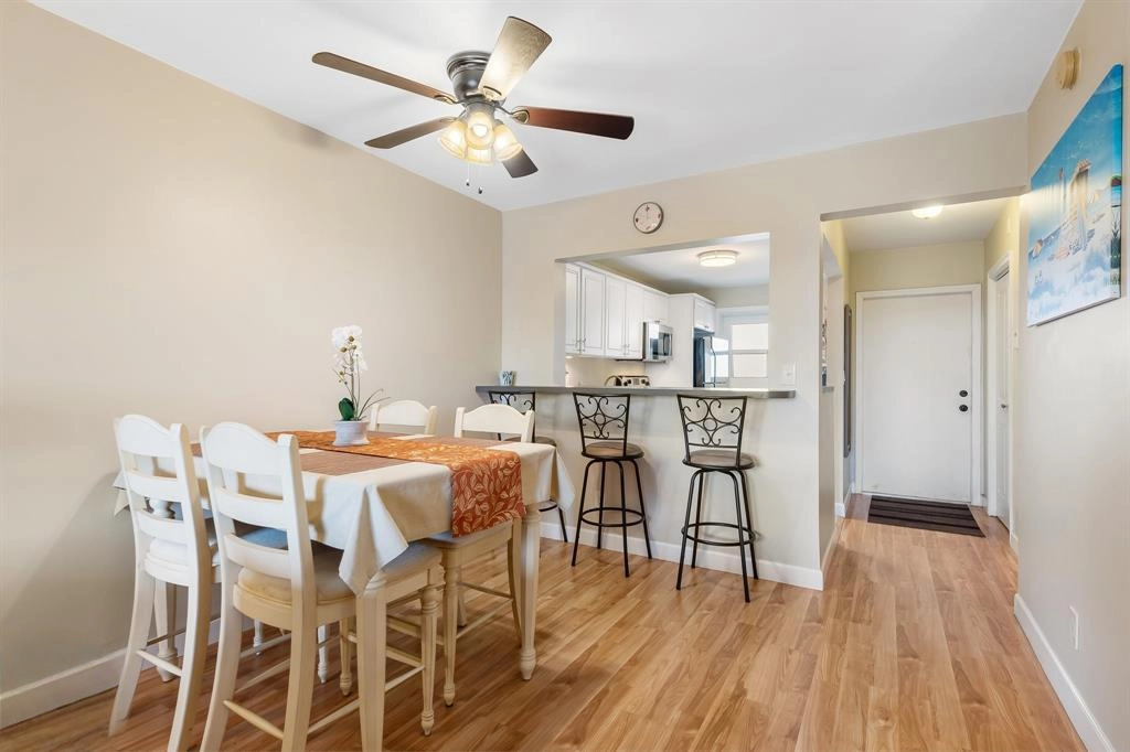 Luksusowy, jasny i nowoczesny apartament 2-pokojowy w Boca Raton