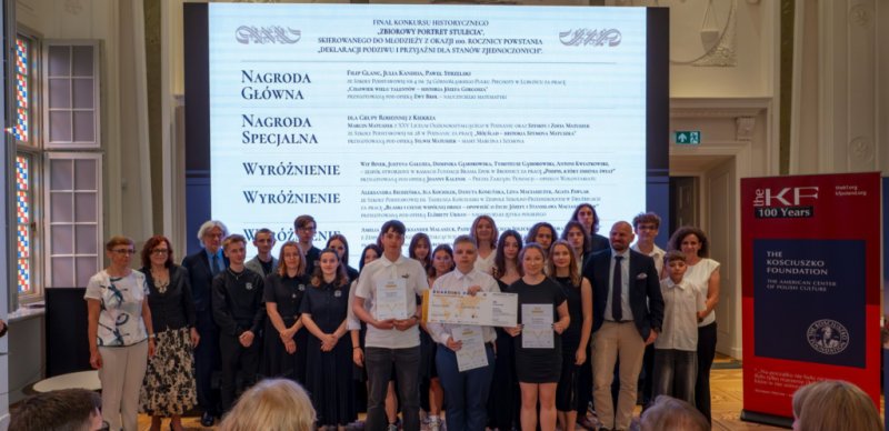 Young Historians Honored at the “Collective Portrait of the Century” Competition Finale